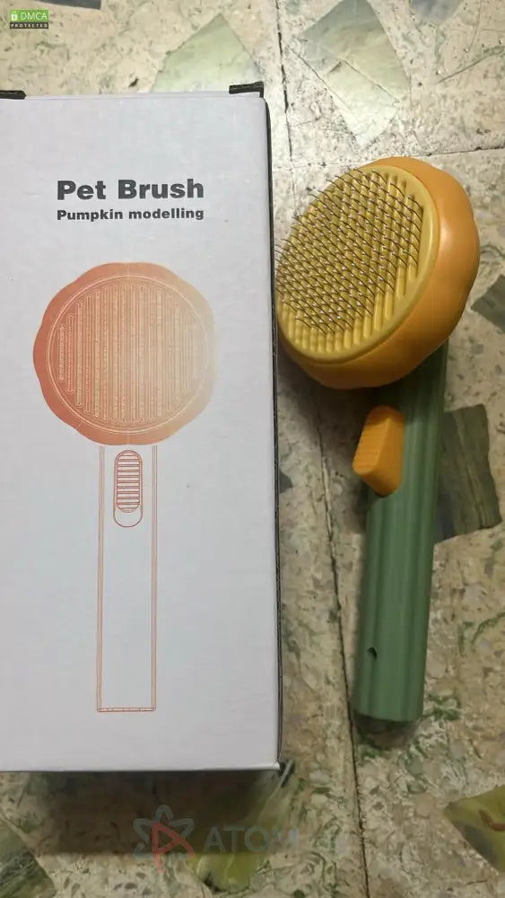 Self Cleaning Dog & Cat Comb