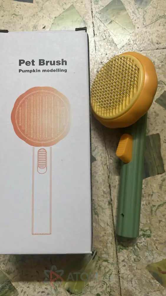 Self Cleaning Dog & Cat Comb